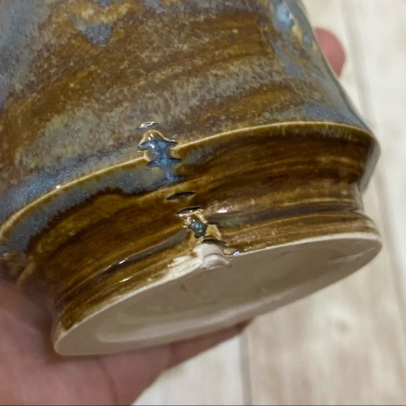 Signed Pottery Japanese Glazed Tea Cup - Picture 8 of 12